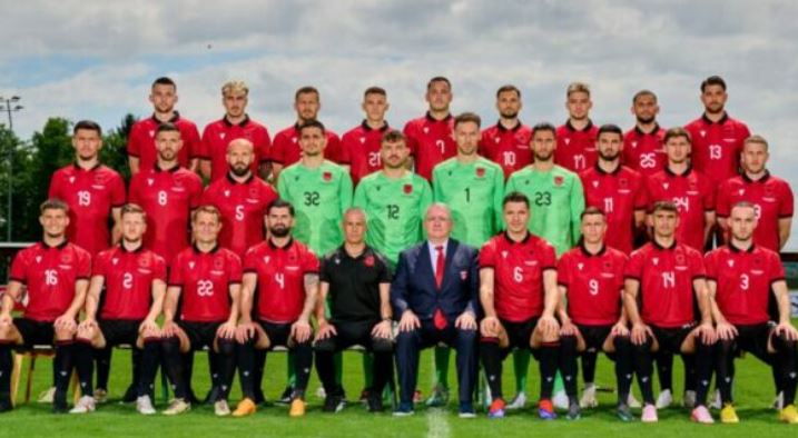 Kombëtarja e Shqipërisë i realizon fotot zyrtare para Euro 2024