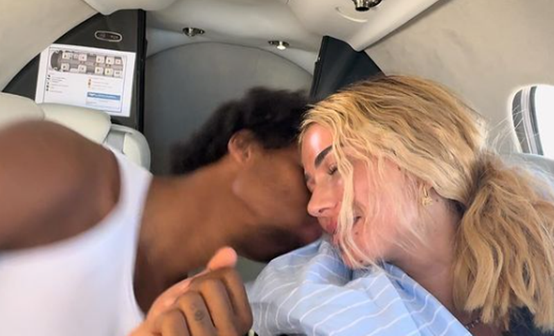 Loredana i përshkruan momentet me të dashurin me vetëm një fjalë