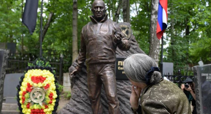 Zbulohet statuja e liderit mercenar rus, Prigozhin