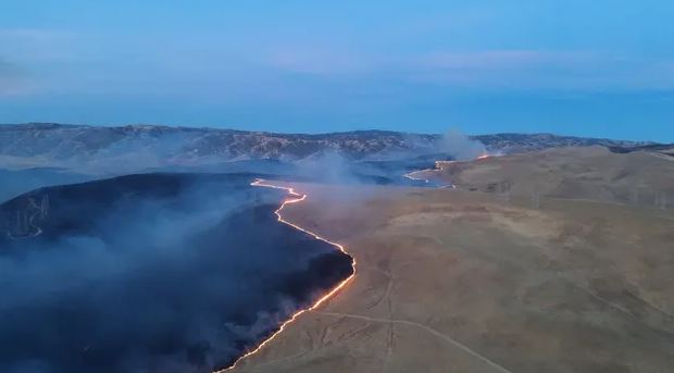 Përshkallëzohet zjarri në Kaliforni, shkakton evakuime