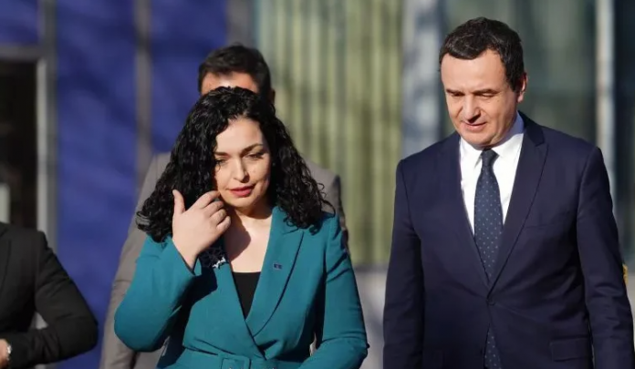 Presidentja e vendit, Vjosa Osmani bashkë me kryeministrin Albin Kurti