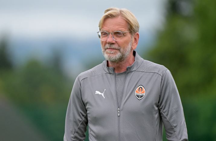 Kloppi la Liverpoolin “për t’u bërë” fizioterapeut te Shakhtari