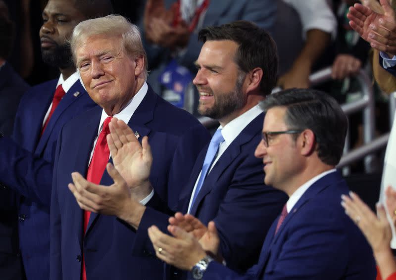 Trump futet në qendër të vëmendjes së konventës republikane pasi i mbijetoi të shtënave