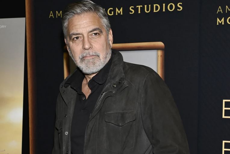Clooney i kërkon Bidenit të largohet nga gara