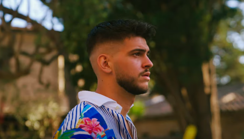 “Fluturo”, thotë Liri Tahiri në këngën e re