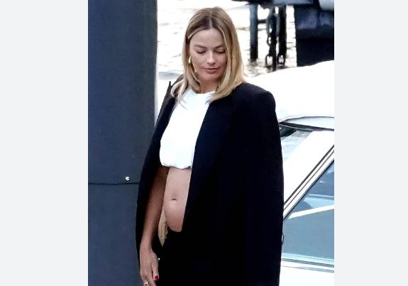 Margot Robbie, në pritje të ëmbël