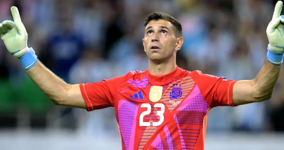 Emiliano Martinez sërish portieri më i mirë në botë