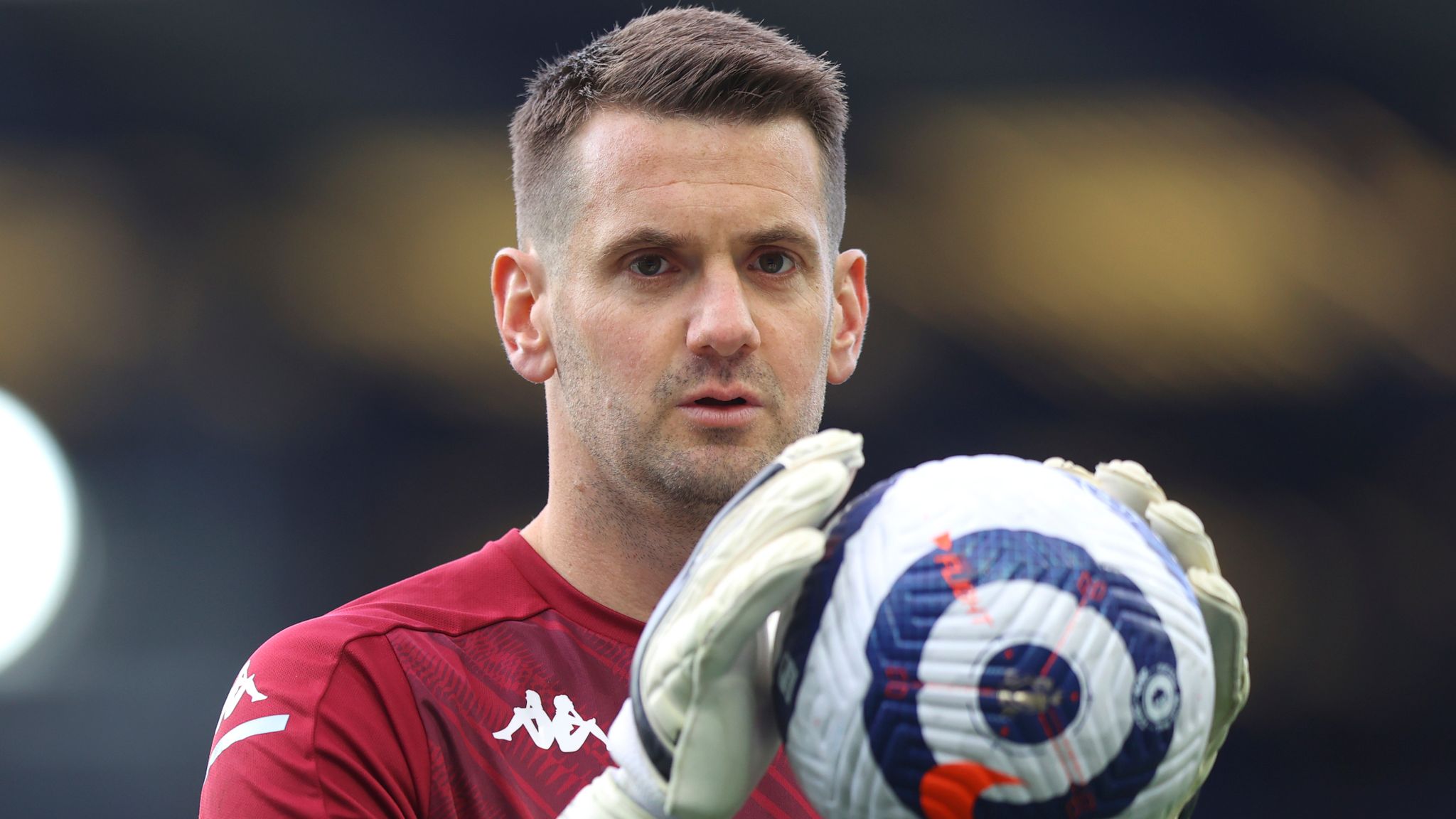 “Gati të ofroj gjithçka që i nevojitet skuadrës”: Heaton vazhdon kontratën me Man Utd