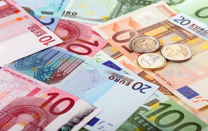 Deponohen 700 euro të falsifikuara në një bankë në Prishtinë, policia nis hetimet
