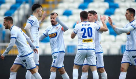 Prishtina po e gjunjëzon Ferizajn