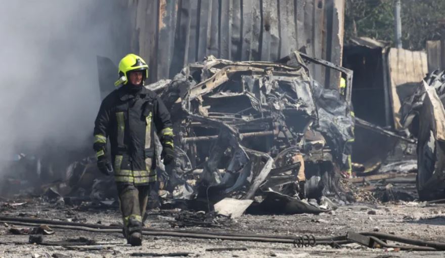 Sulmet masive ruse godasin Ukrainën për të dytën ditë