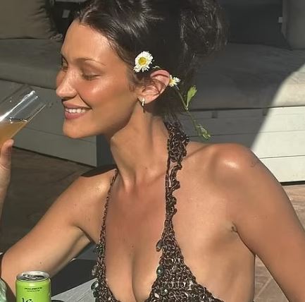 Një bukuri sikur e Bella Hadidit