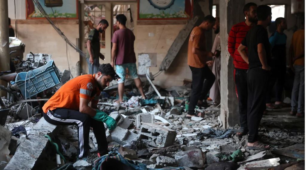 Të paktën 90 të vrarë nga një sulm izraelit në një shkollë në Gaza