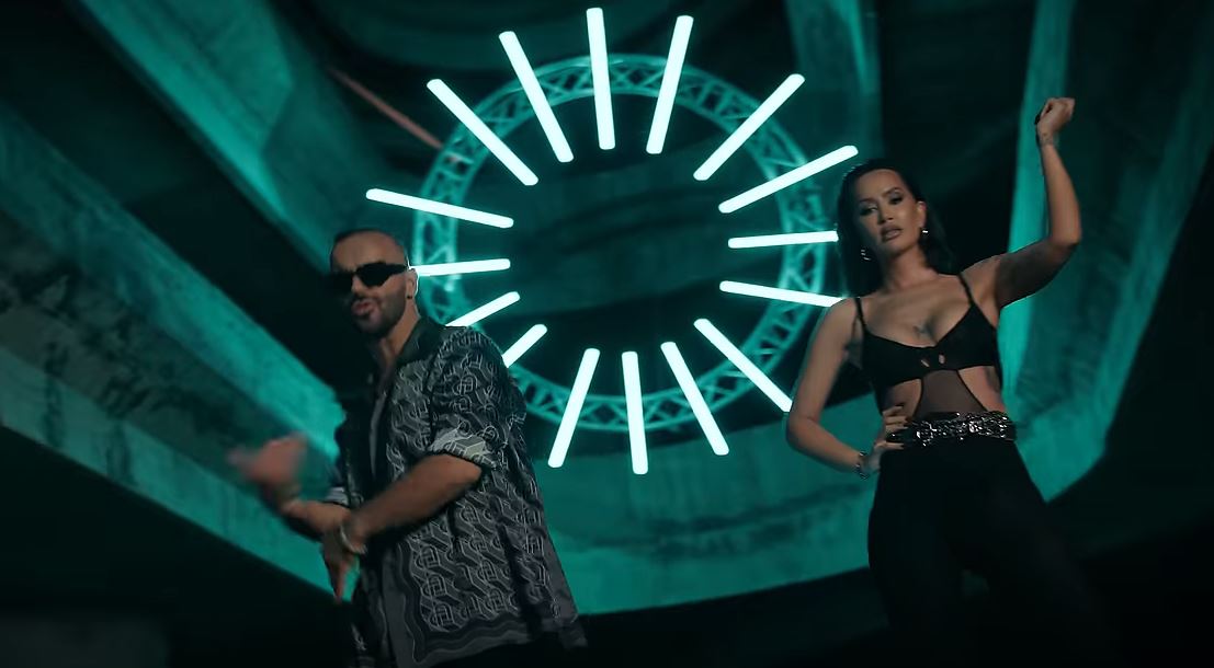 Dafina Zeqiri dhe 2Ton