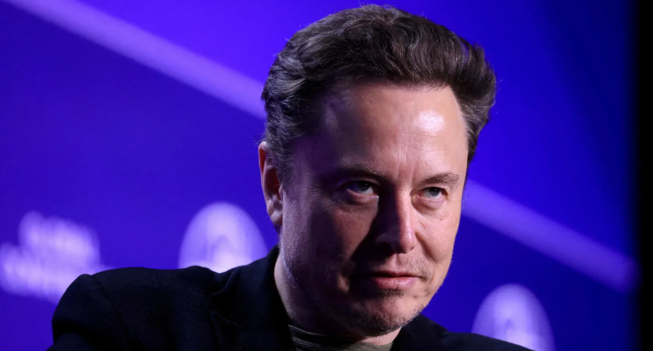 Elon Musk, 200 miliardë dollarë më i pasur se Jeff Bezos