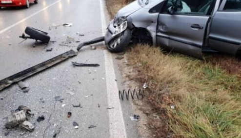 Vdes në spital një 18 vjeçar në Shqipëri, u aksidentua dje me veturë