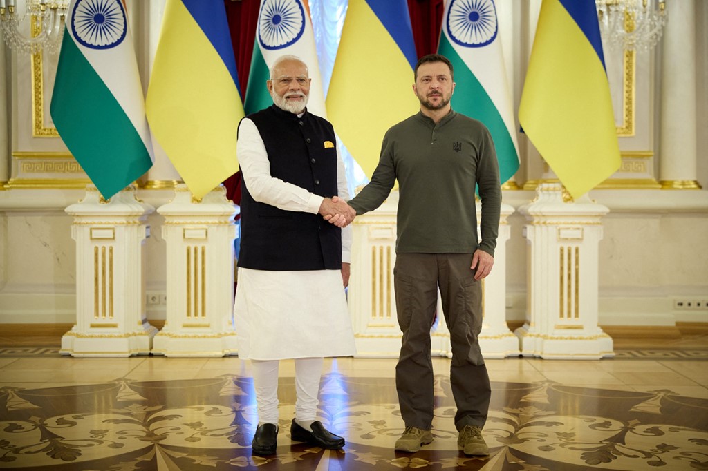 Kryeministri indian i kërkon Zelenskyt që të ulet për bisedime me Rusinë për t'i dhënë fund luftës
