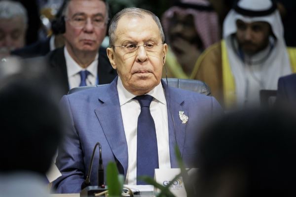 Rusia paralajmëron ShBA-në për rreziqet e Luftës së Tretë Botërore
