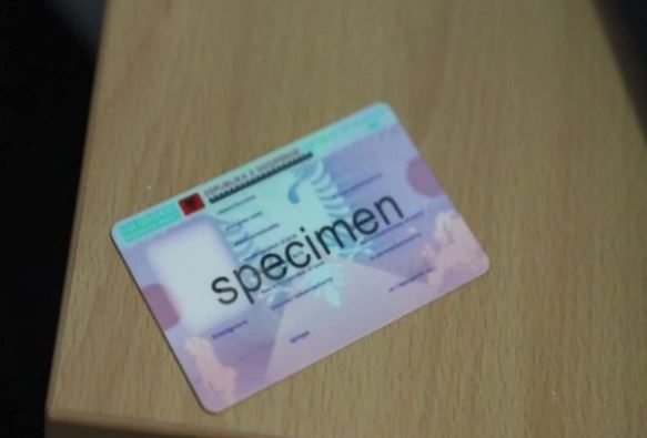 Leje qëndrimi, foto nga RTSH