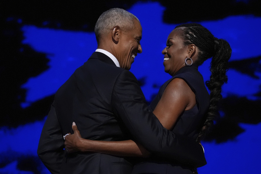Barack dhe Michelle Obama urojnë Trump dhe Vance: Këndvështrimi ynë ishte ndryshe