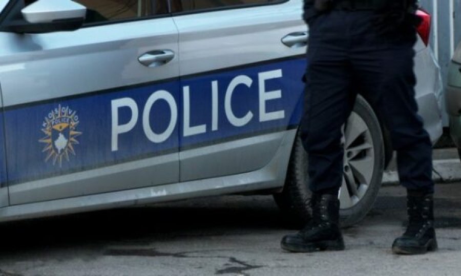 U vendos një arkivol para një shtëpie në Viti, policia jep detaje