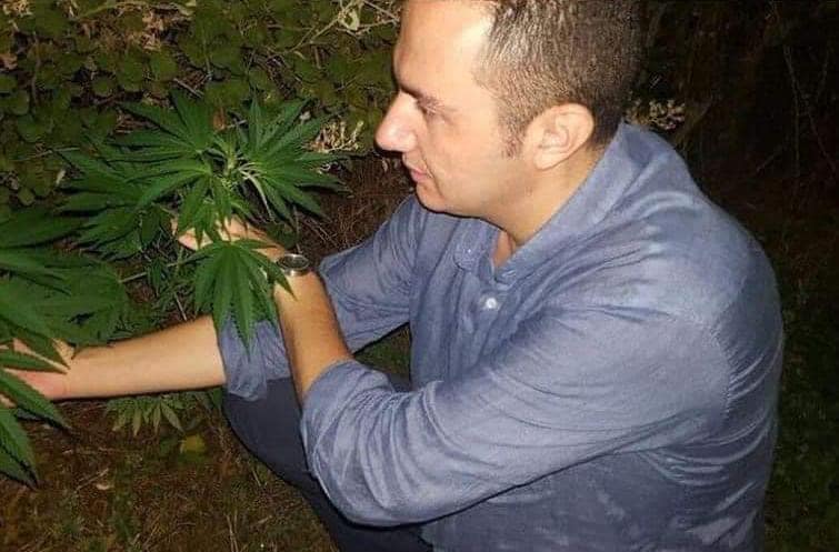 Me foto mes kanabisit, Salianji apel nga qelia për pjesëmarrje në protestën e sotme