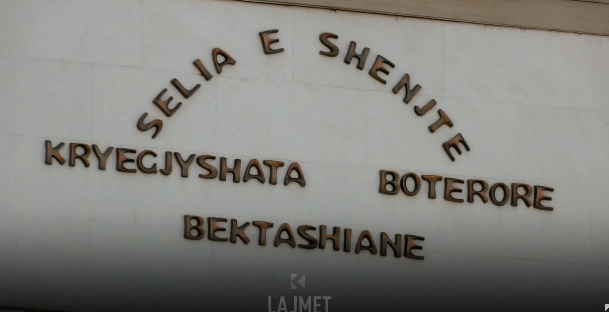 Bektashinjtë, reagimet, jo të gjithë flasin për “Vatikanin” e Tiranës