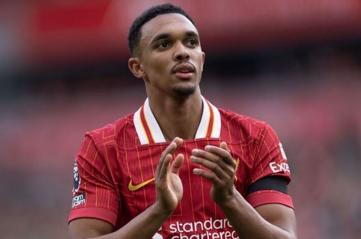 E do Reali, por Alexander-Arnoldi e sheh veten kapiten të Liverpoolit