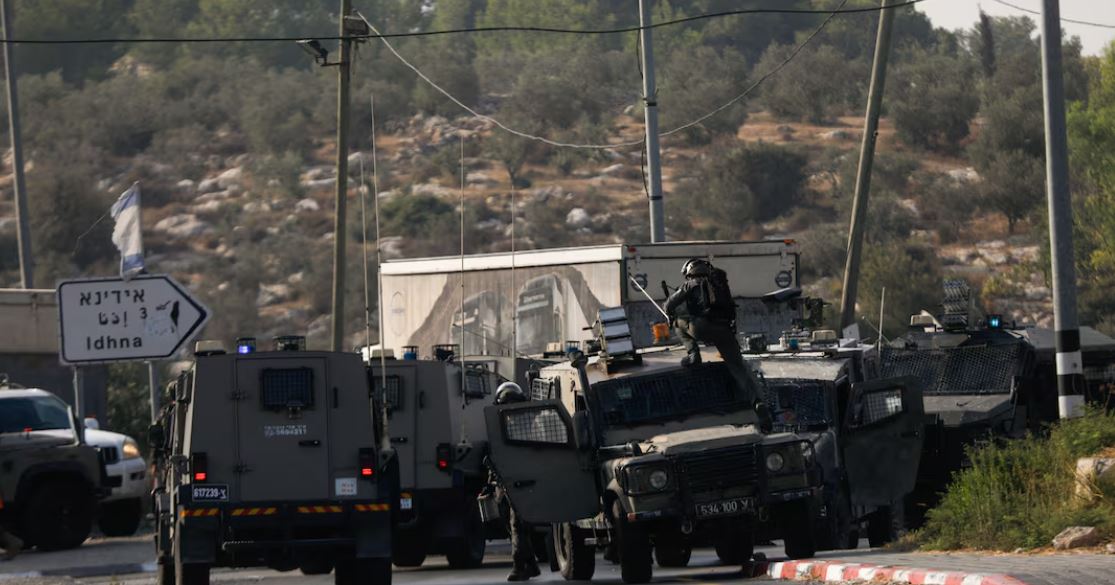 Tre policë izraelitë u vranë nga sulmi me armë zjarri në Bregun Perëndimor
