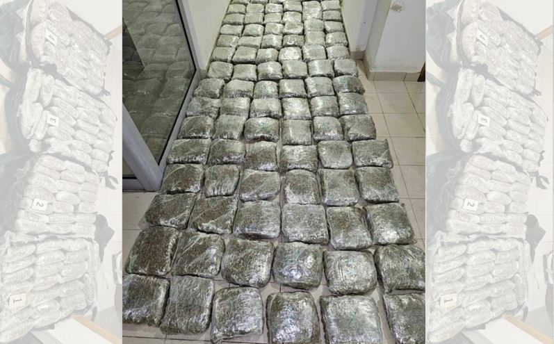 Kapen mbi 90 kilogramë drogë në Tuz, dyshohet se u transportua nga Shqipëria
