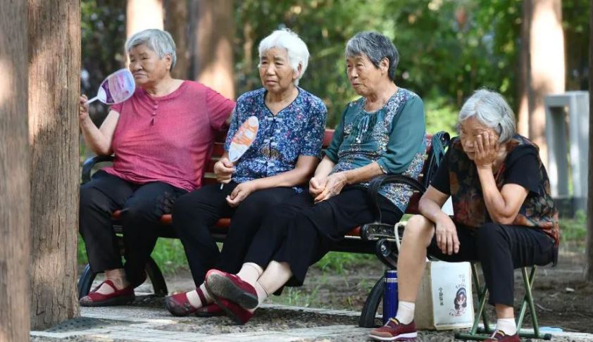 Kina rrit moshën e daljes në pension për herë të parë që nga viti 1950