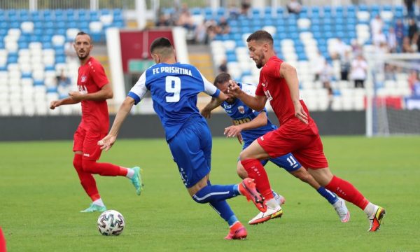 Përfundojnë baras pjesët e para të ndeshjeve Gjilani-Prishtina dhe Ferronikeli - Malisheva