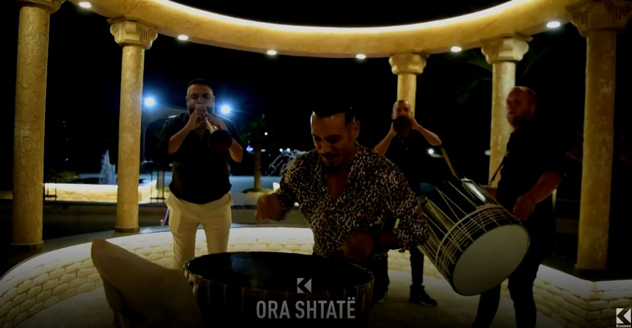 La shkollën për tupan, nuk ka data të lira deri në vitin 2027, është ky Shashivar Bajrami (VIDEO)