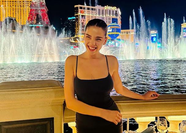 Arilena e lumtur në Vegas (FOTO+VIDEO)