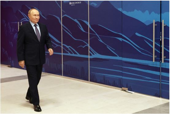 Putin kthehet në Rusi pas udhëtimit të diskutueshëm në Mongoli
