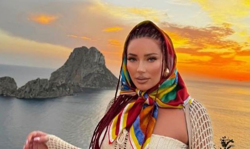 Ronela Hajati plot ngjyra në fotografitë e fundit