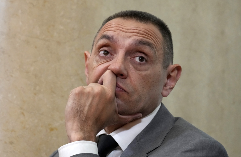 Vullin: Kur ka dhunë ndaj serbëve në Kosovë, normalisht që Serbia nuk do të rrijë duarkryq  