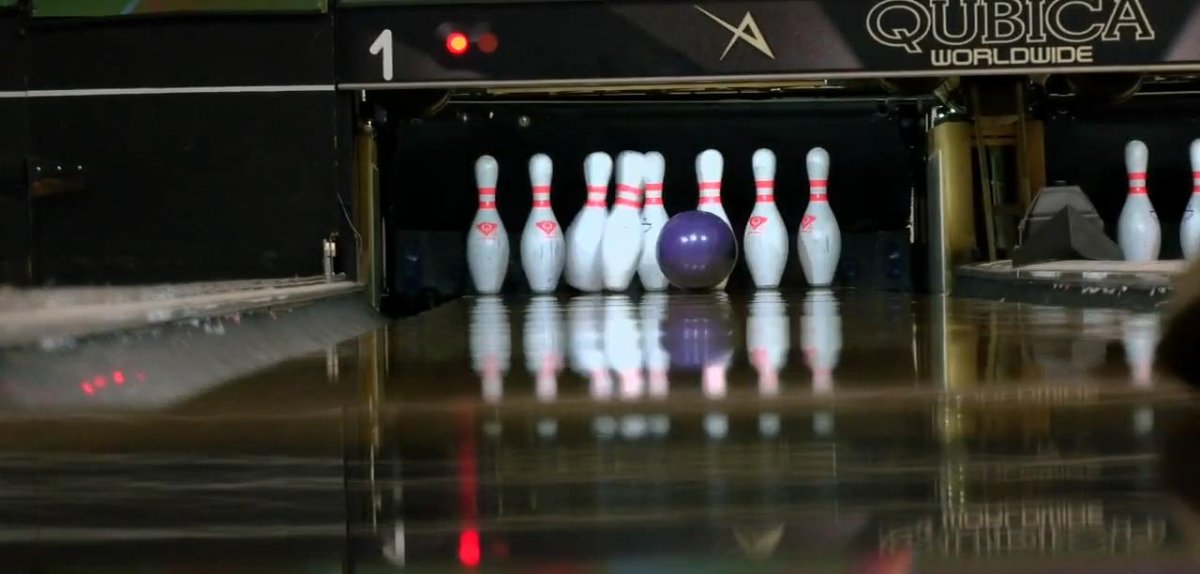 Ekipi i bowlingut thyen rekordin botëror me 2032 shënime në 24 orë (VIDEO)
