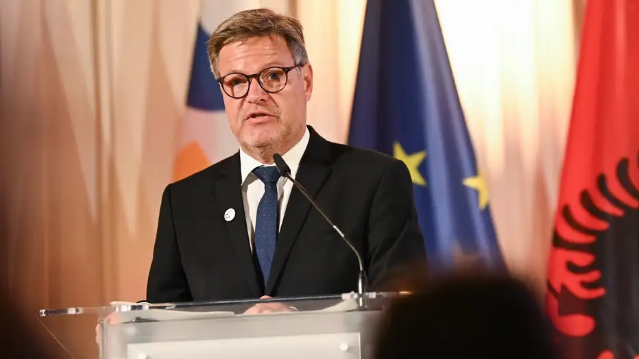 Ministri gjerman: Po përpiqemi të gjejmë një zgjidhje për Kosovën në CEFTA