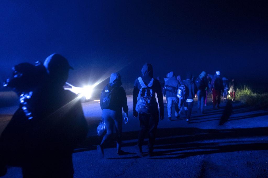 Aktakuzë ndaj shtatë personave – kontrabanduan migrantë nga Shqipëria në Kosovë, e pastaj në Serbi