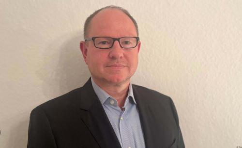 Politologu gjerman thotë se pa ndërhyrjen e ShBA-së në Kosovë dhe Bosnjë, tani në Evropë do të kishte tri luftëra