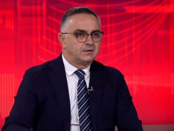 Besnik Tahiri, flet në "DPT te Fidani".