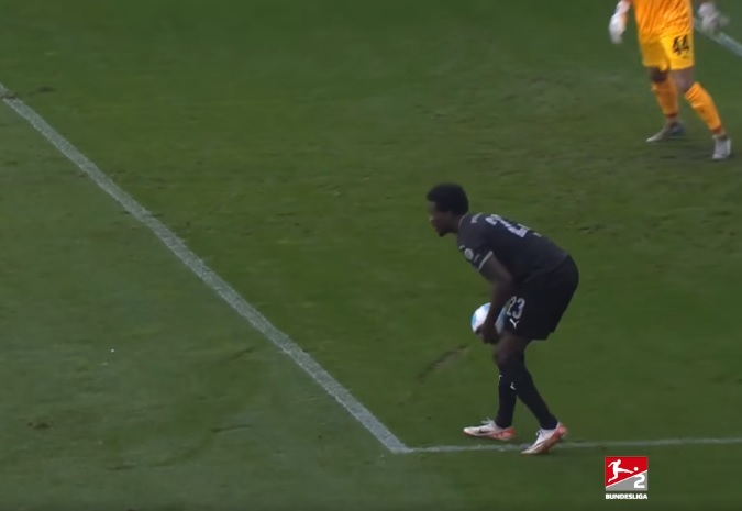 Çfarë ndodhi në Gjermani, dy penalti të çuditshme e të njëjta (VIDEO)