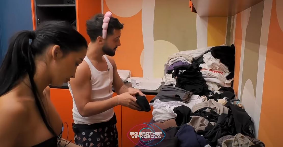 “Mos fol me injorancë”, Xheneta e acaruar me Gjestin