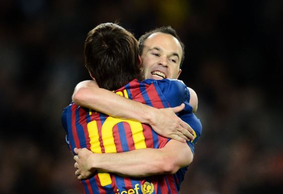 Messi, Iniestës: Do t'i mungosh topit, ishte ndër lojtarët me magjinë më të madhe