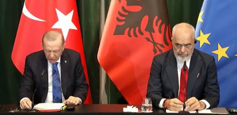 Rama për nënshkrimin e marrëveshjeve me Turqinë: I kënaqur dhe falënderues ndaj Erdoganit
