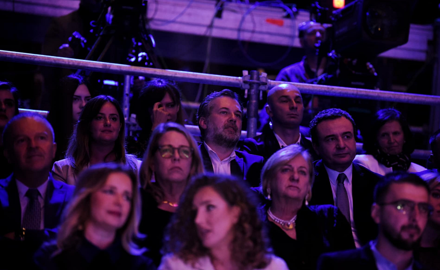 Ambasadori De Riu mezi pret ta shohë Kosovën të shkëlqejë në Eurovision