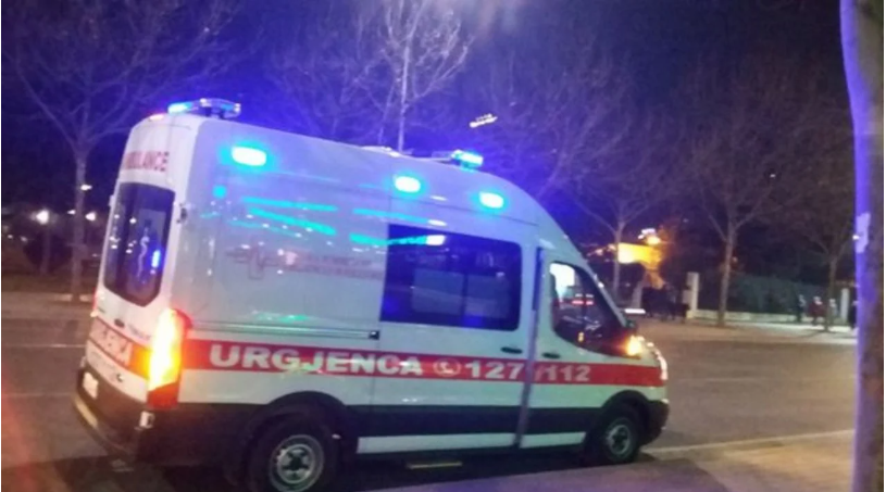 U paraqit në spital për ndihmë mjekësore, vdes 12-vjeçari në Tiranë