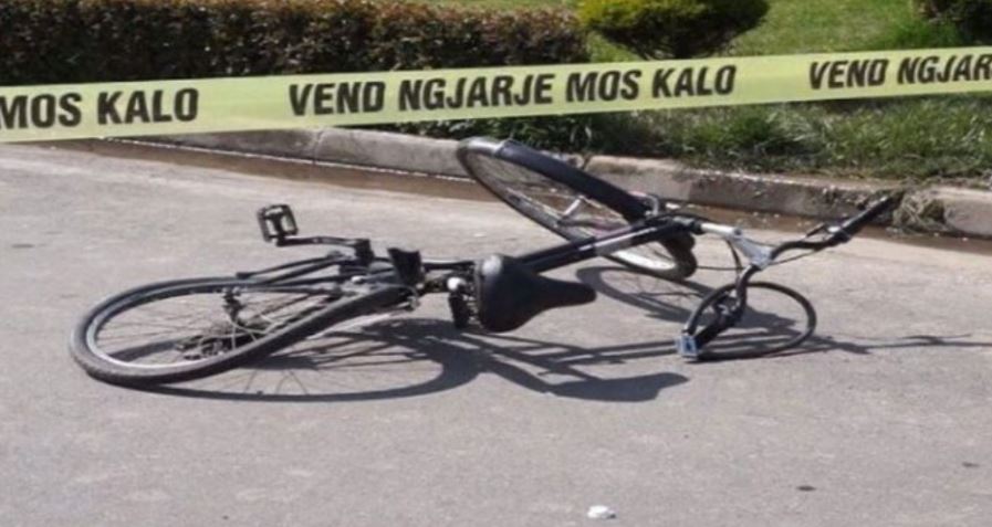 Humb jetën një 57-vjeçar në Fier, dyshohet se pësoi arrest kardiak teksa ngiste biçikletën