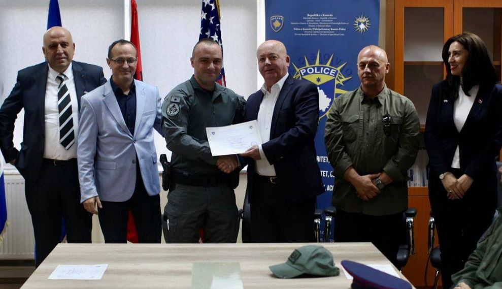 Certifikohen zyrtarët policorë nga Kosova dhe Shqipëria në “Trajnimin Themelor për Teknik të Bombave”